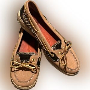 Sperry Women’s Loafers Tan Leather Cheetah Shimmer Accents Boat Shoes Size 8.5